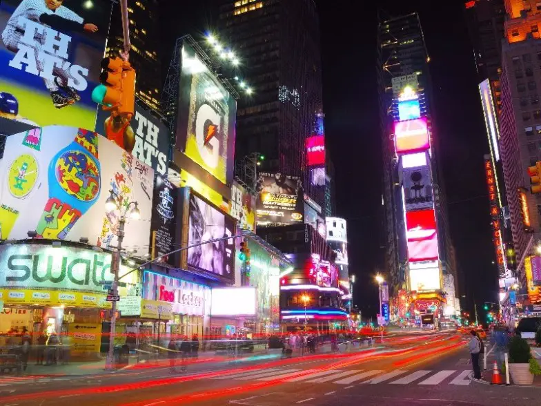 10 lugares turísticos conocidos que vale la pena desafiar a las multitudes