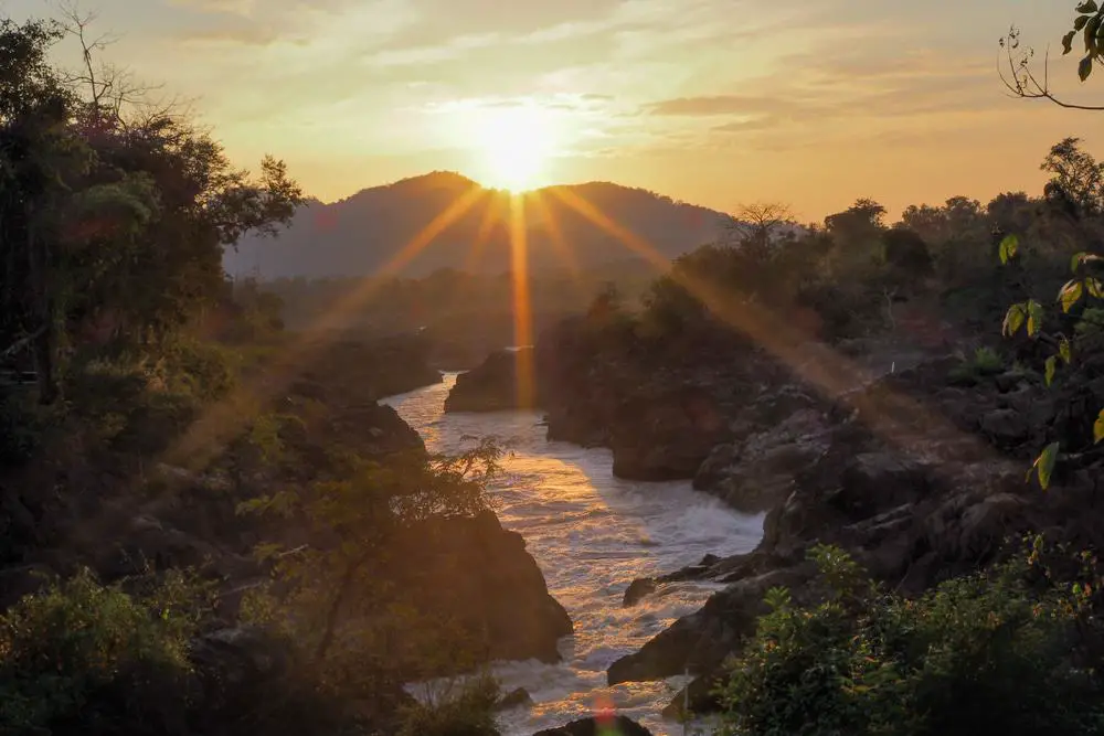 15 cascadas increíbles en Laos
