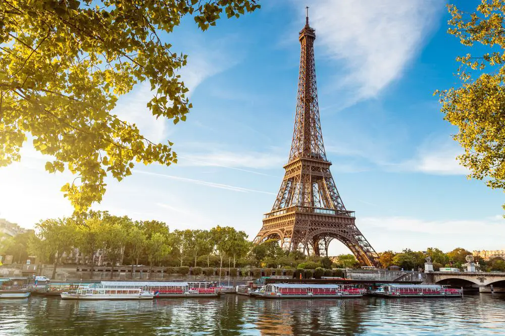 15 mejores recorridos por la Torre Eiffel