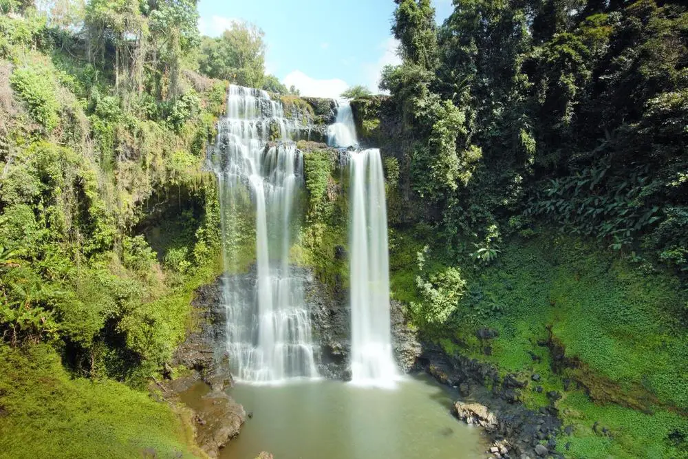 15 cascadas increíbles en Laos
