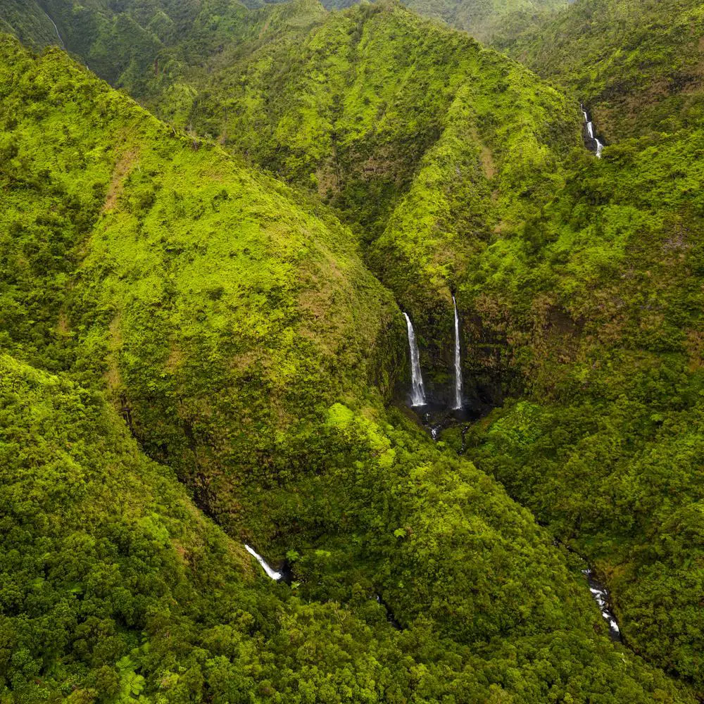 15 cascadas increíbles en Hawai