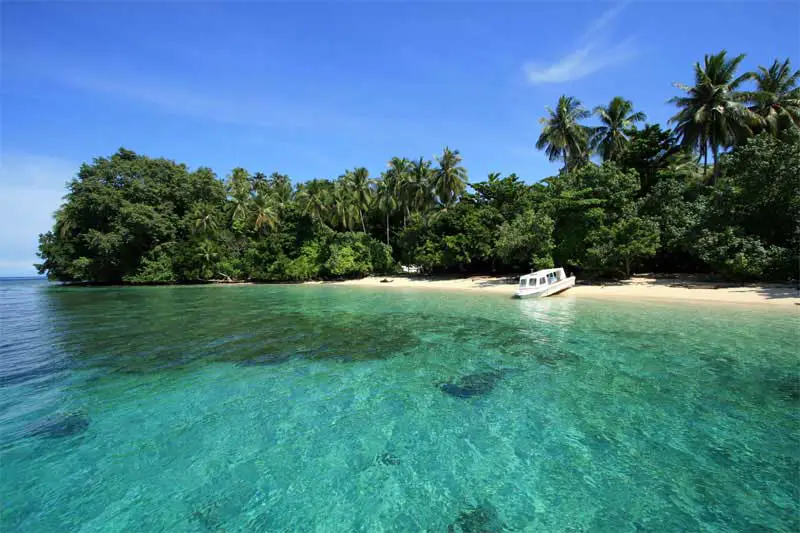 15 mejores lugares para pasar revista en Papua (Indonesia)