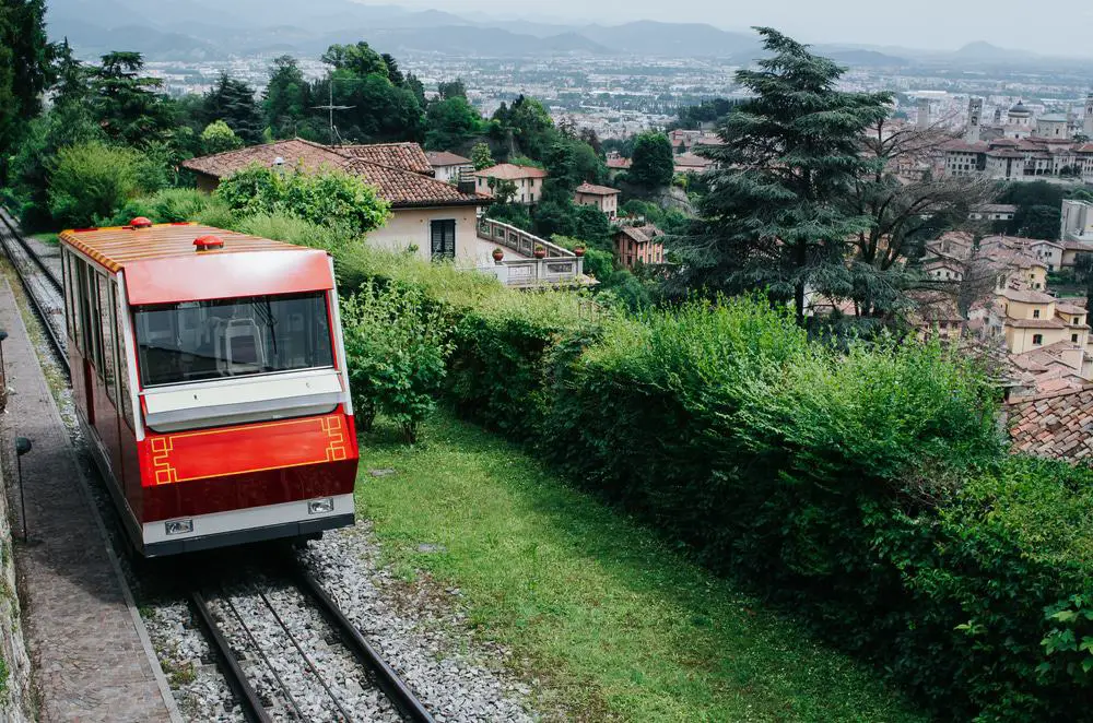 15 mejores cosas que hacer en Bérgamo (Italia)