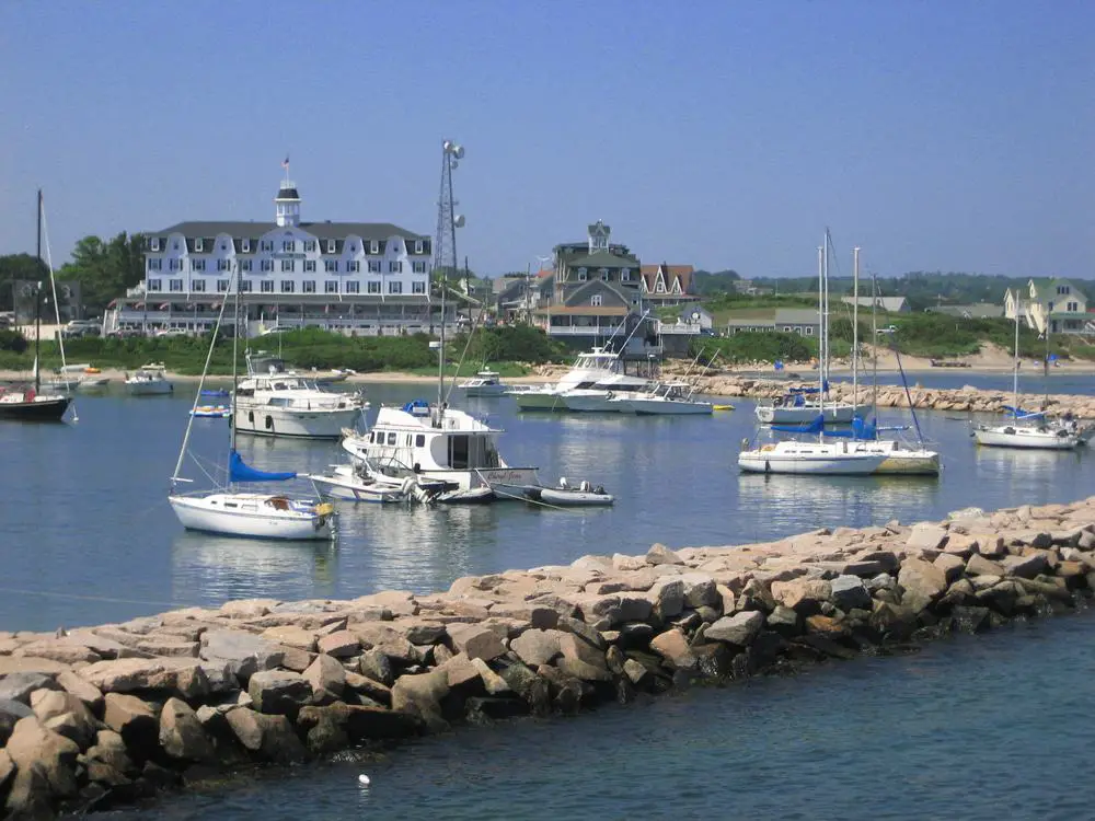 15 mejores ciudades pequeñas para revistar en Rhode Island