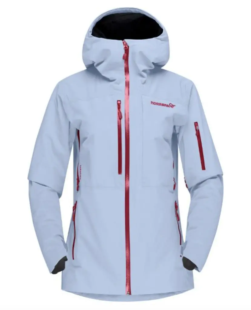Las mejores chaquetas de esquí para mujer: azul claro Norrøna Lofoten Gore-Tex Pro