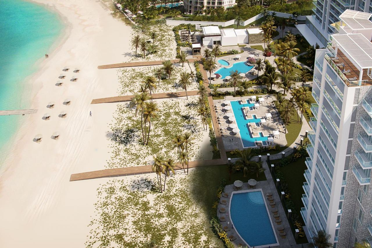 Vista aérea de piscinas y playas en el nuevo resort Ritz-Carlton Turks & Caicos
