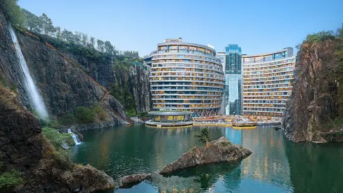 PAÍS DE LAS MARAVILLAS INTERCONTINENTAL DE SHANGHAI, CHINA